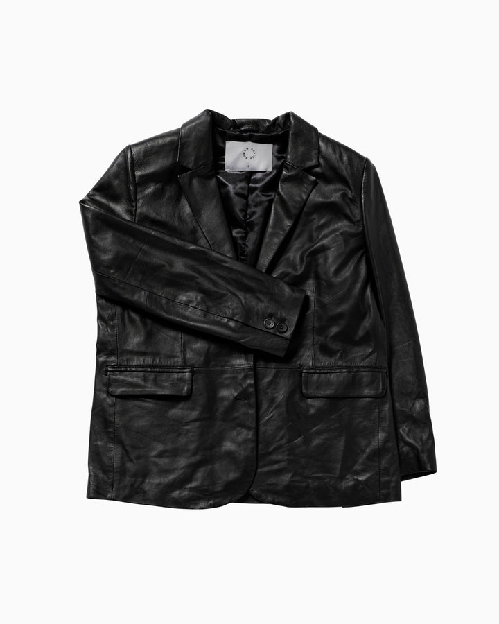 Tova black