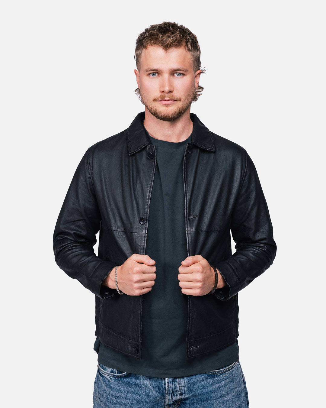 Buster Leather Black