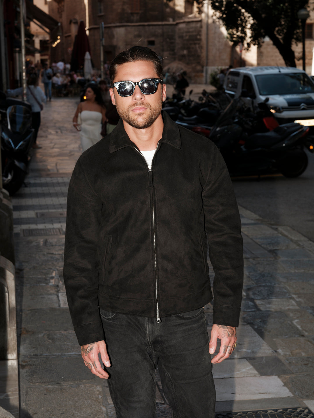 Elijah vegan suede black