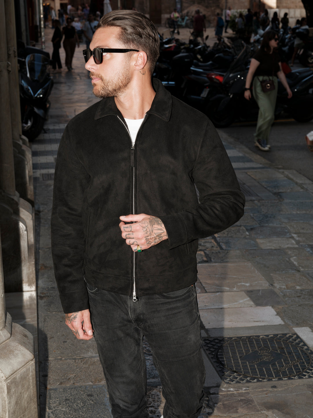 Elijah vegan suede black