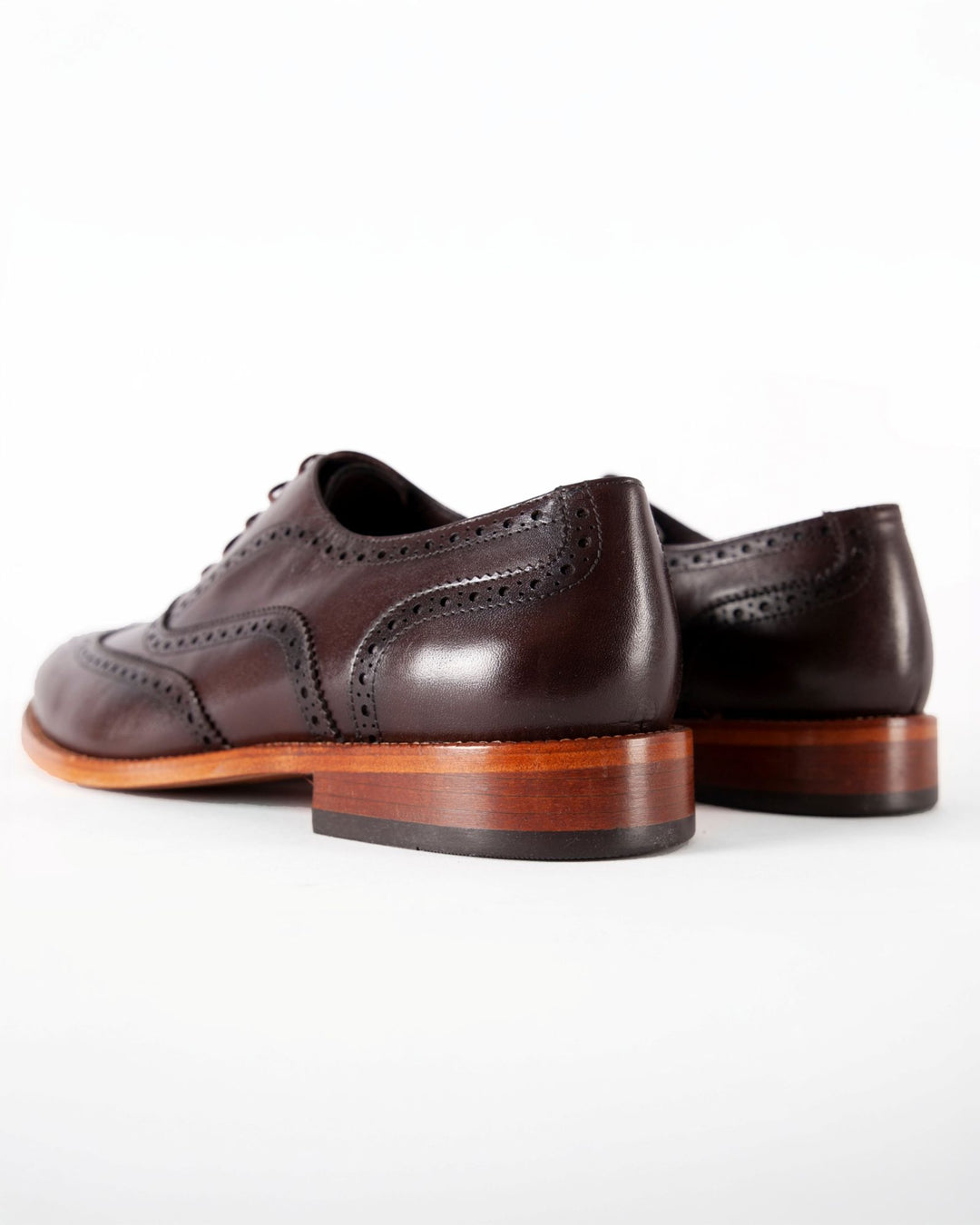 Human Scales Gustav Brown – product view 4