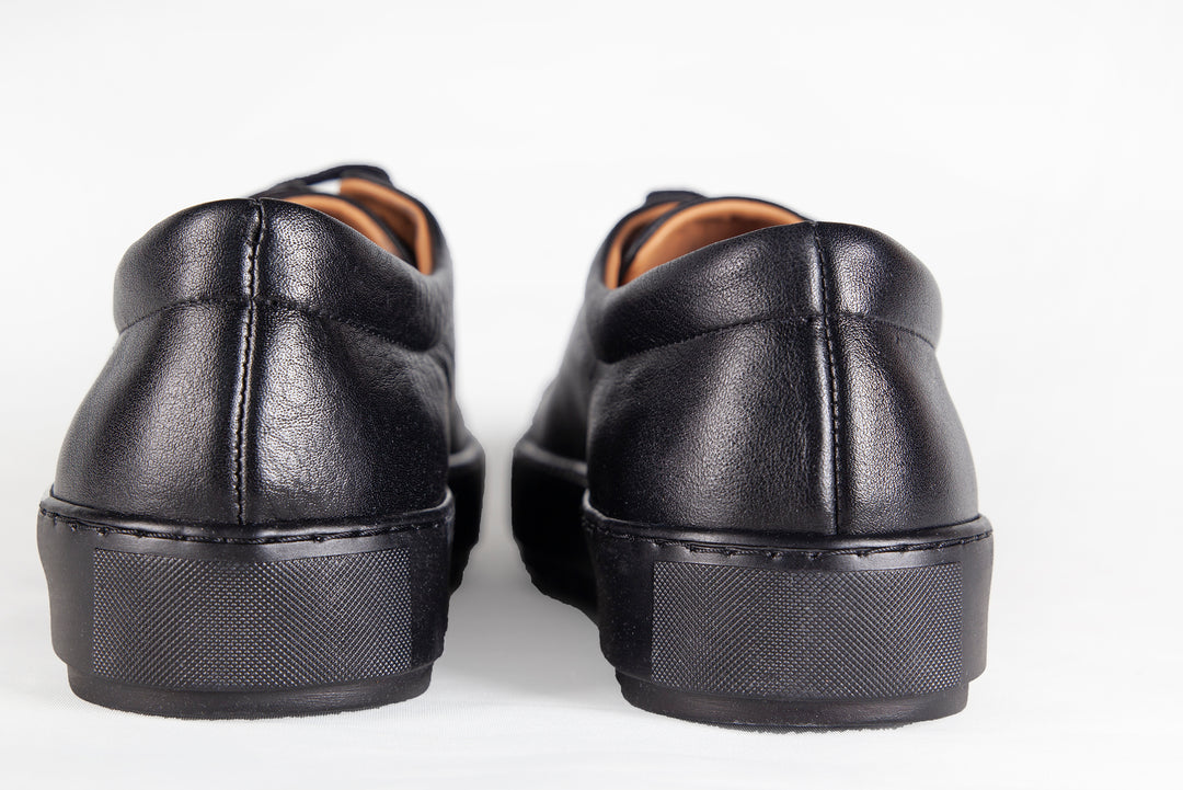 Laban Fat Sole Black