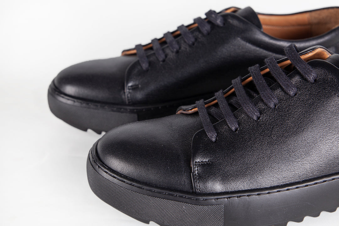 Laban Fat Sole Black