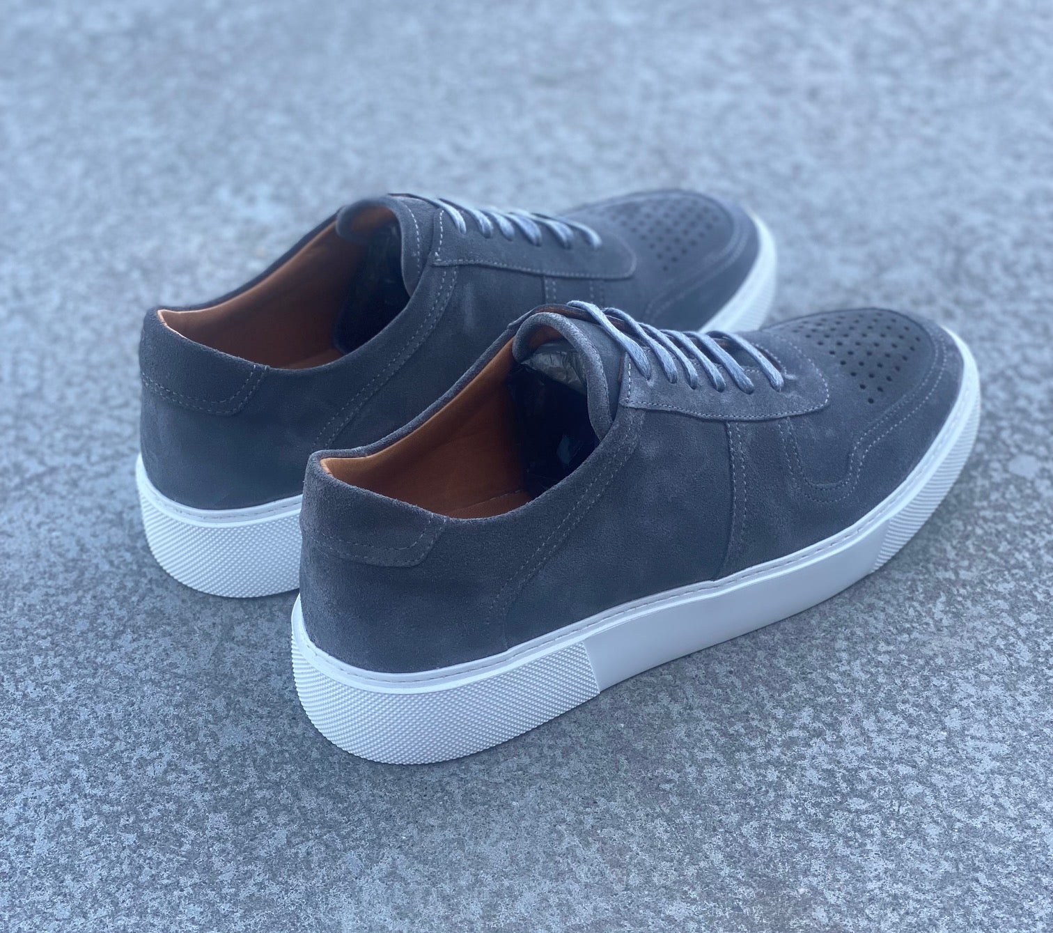 Grey hot sale suede shoe