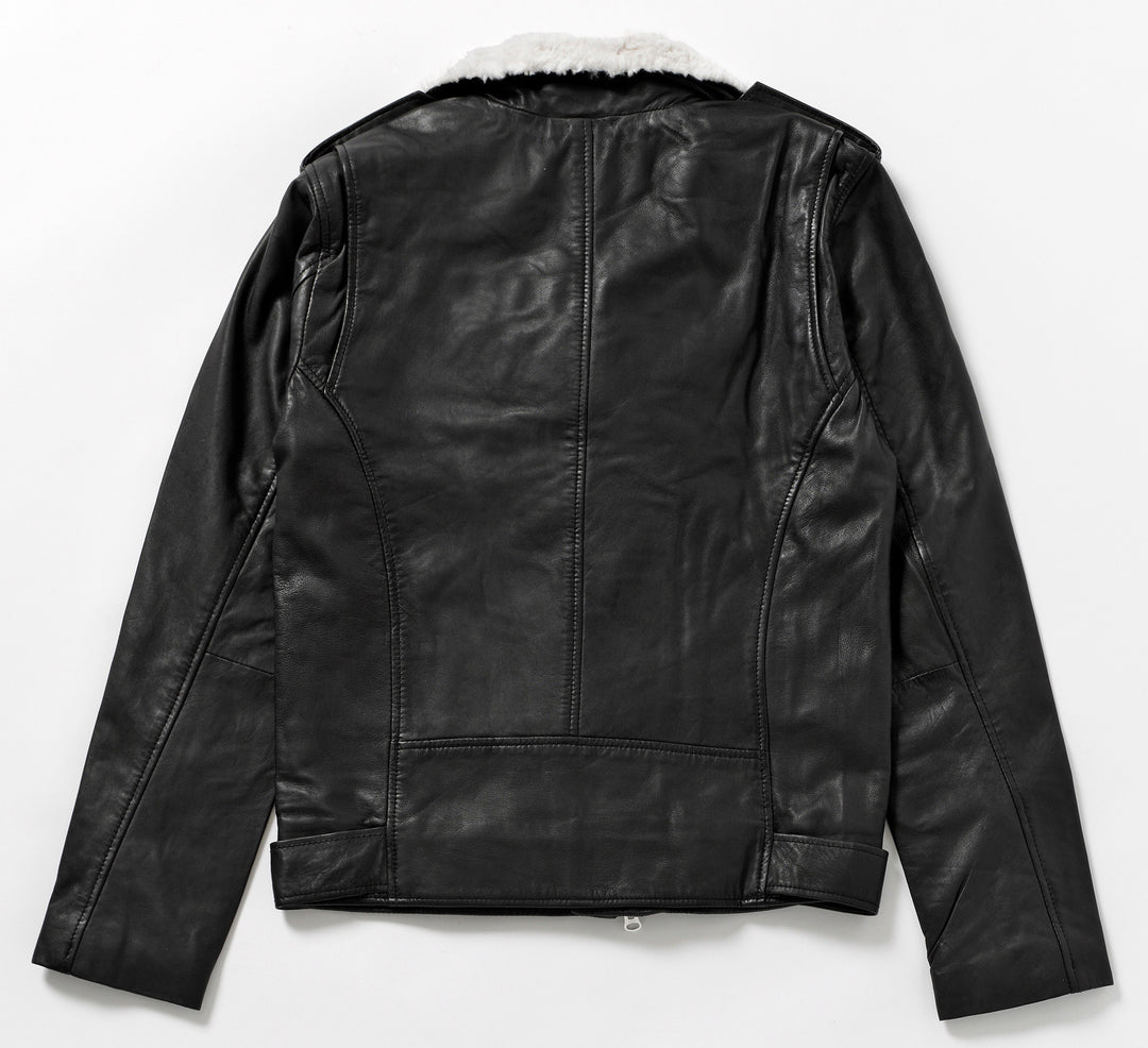 Ola Rapace x Human Scales